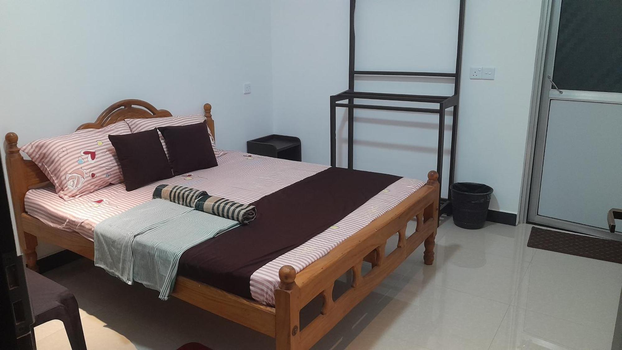 Theepan'S Home Nilaveli Εξωτερικό φωτογραφία