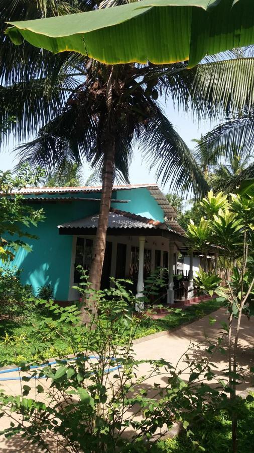 Theepan'S Home Nilaveli Εξωτερικό φωτογραφία